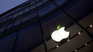 apple yapay zeka hamlesini hizlandiriyor prompt ai satin aliniyor FcnXGaZ8.jpg