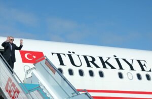 cumhurbaskani erdogan baris icin sarm el seyh zirvesine katilmak uzere misirda 8Dy6weDR.jpg
