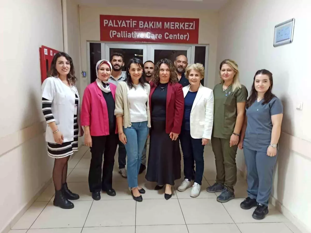 Dünya Palyatif Bakım Günü’nde Anlamlı Ziyaret dunya palyatif bakim gununde anlamli ziyaret yfUhDuF9.jpg