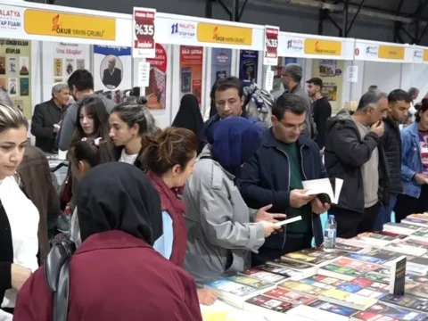 malatyada kitap ve kultur coskusu suruyor qsfpESIX.webp