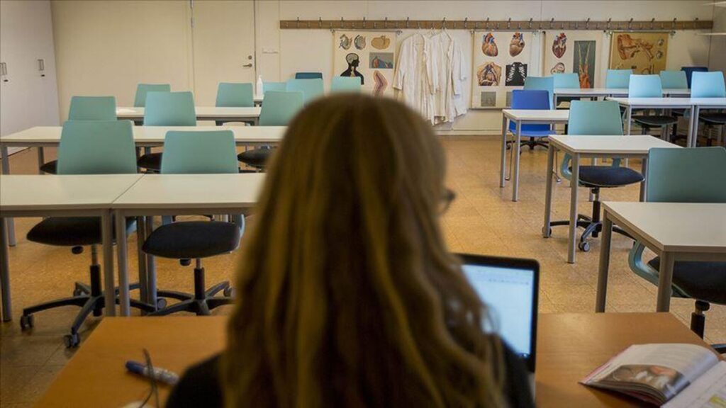 okullarda ilk ara tatil basliyor son ders zili yarin calacak PpUs8228.jpg