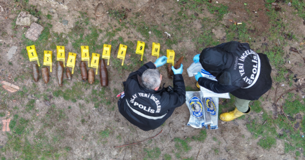 Çocukların oynadığı cisimler mühimmat çıktı: 11 adet top mermisi muhafaza altına alındı