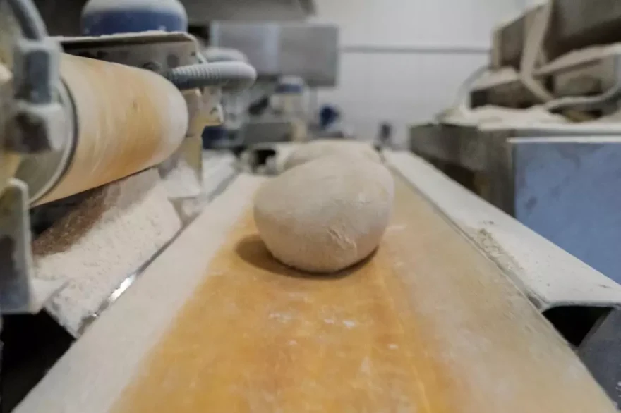 İzmir’de Ekmek Fiyatlarına Zam Yapıldı